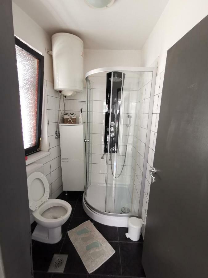 Apartment Old Town プーラ エクステリア 写真