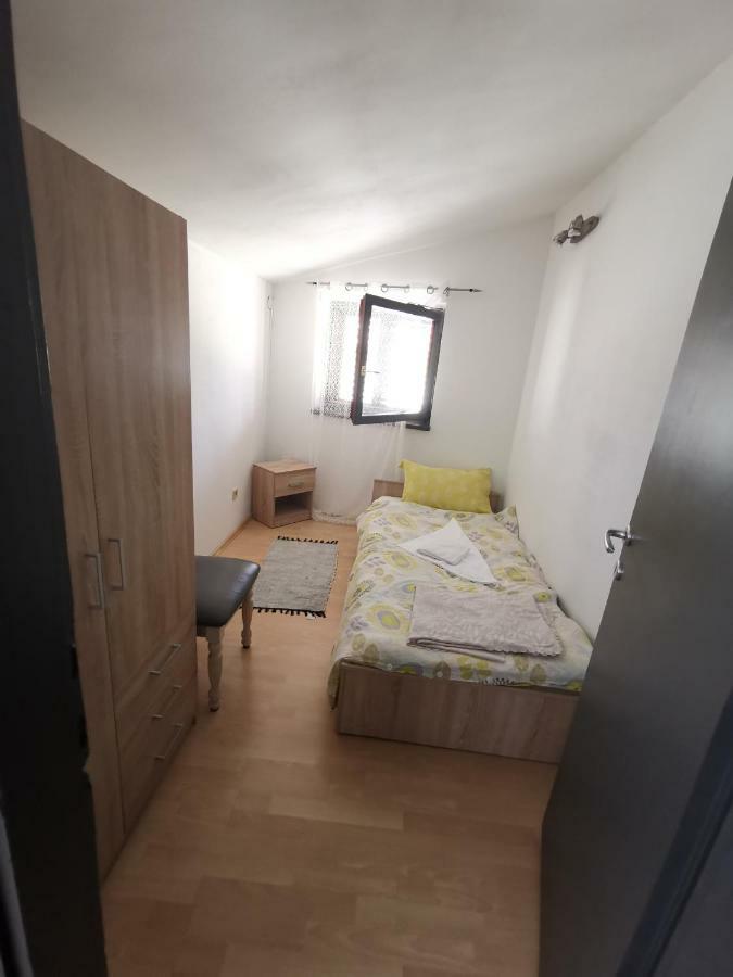 Apartment Old Town プーラ エクステリア 写真